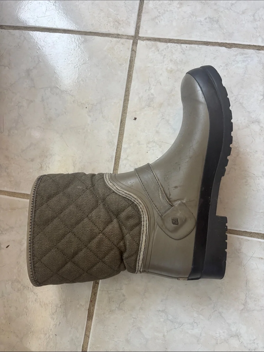 Sperry Youth Rain Boots in Taupe with Navy Lining